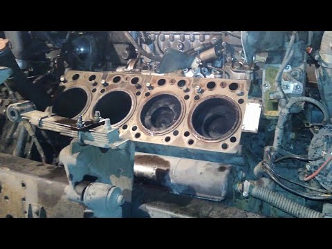 Видео: Камаз 6520, бросает масло в выпускной коллектор. Проблему нашёл.