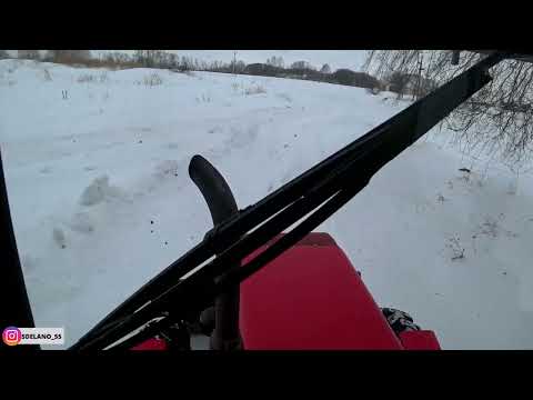 Видео: чистим снег на тракторе Т30А80, нарезка моментов