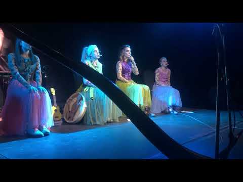 Видео: Инна Желанная. Арт-проект Вилы. Презентация альбома Крапива (Москва, 20.04.2023, клуб Агломерат)