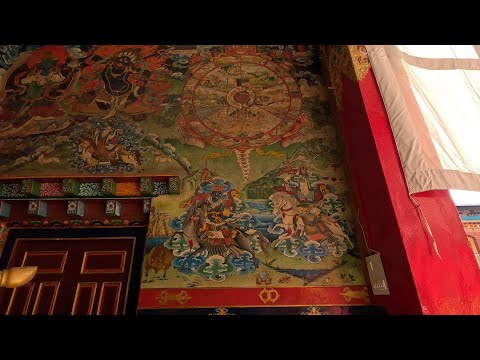 Видео: Индия. Гуляем по святым местам и храмам.