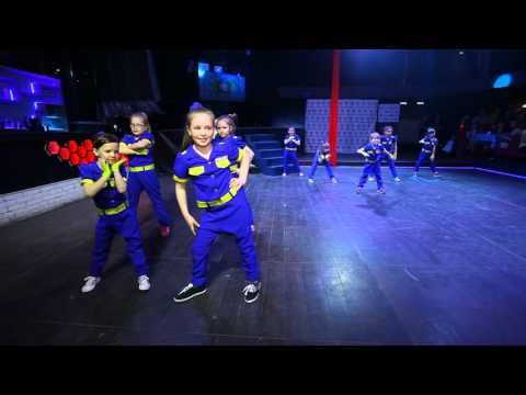 Видео: Dance fest-2016. Номер "Полиция". Руководитель Ксения Кожевникова
