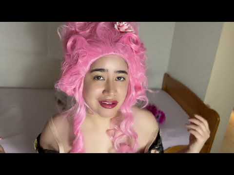 Видео: Французская куртизанка сделает вам макияж для бала