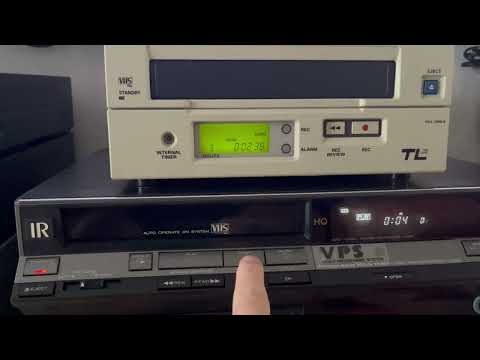 Видео: Видеомагнитофоны Panasonic AG-6124 HITACHI VT-125E