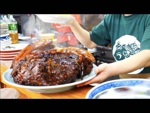 Видео: Популярный китайский ресторан в Японии, где один за другим заказывают огромные чар сиу!