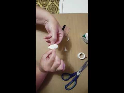 Видео: Клеим ушко