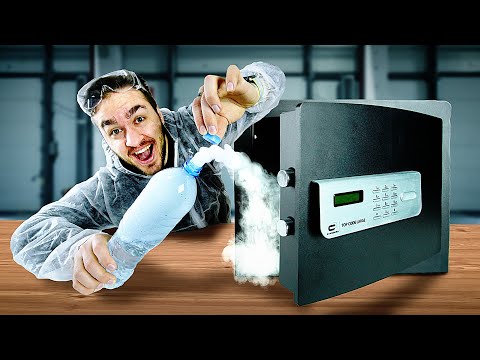 Видео: ЧТО, ЕСЛИ ЗАСУНУТЬ БУТЫЛКУ С СУХИМ ЛЬДОМ В ПРОЧНЫЙ СЕЙФ?
