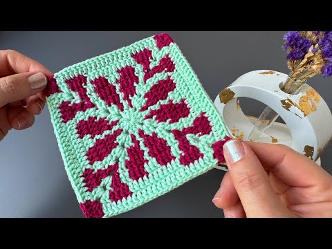 Видео: Вяжем вместе красивый мотив крючком с идеальным переходом рядов