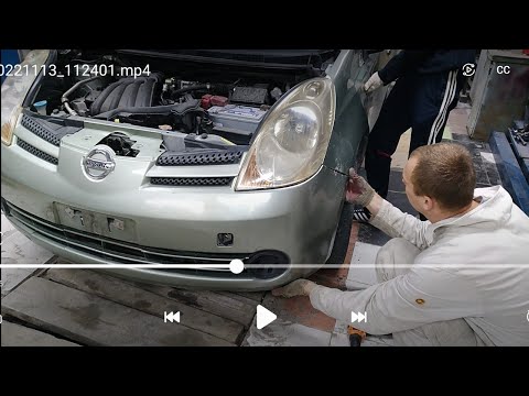 Видео: Ниссан Ноут • 1 поколение Nissan Note - рихтовка крыла и выставить зазоры.