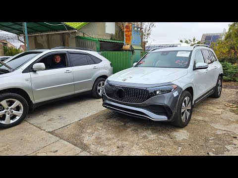 Видео: Mercedes-Benz EQB 300.  Сборка морды в кучу.