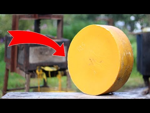 Видео: ИЗВЛЕКАЕМ ВОСК ИЗ СТАРЫХ СОТ! БЫСТРО И МНОГО!