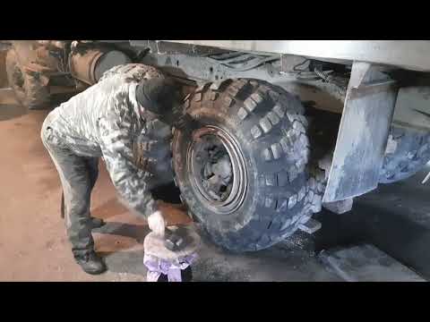 Видео: бортирую колёса ,,БОЛОТНИКА,,  КрАЗ 255б  ,,223,,2ч