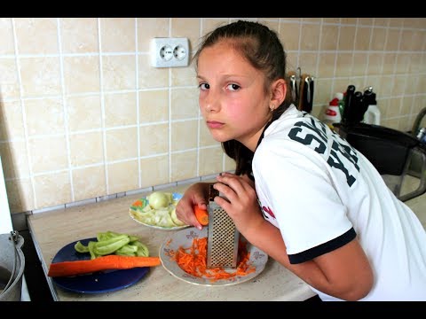 Видео: КАК МАМА! Ирочка в роли МАМЫ For Kids Children