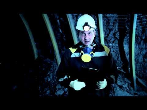 Видео: Несчастный случай в шахте - ролик по Охране труда, видеорекоснтрукция.