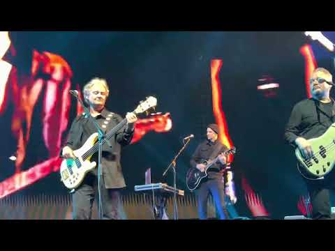 Видео: Кино - Алюминиевые Огурцы (live, Москва, ЦСКА Арена, 02.07.2022)