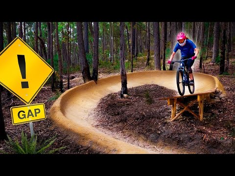 Видео: Я построил трамплин для горного велосипеда CORKSCREW!