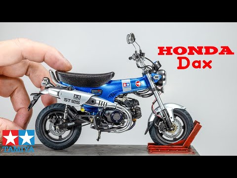 Видео: TAMIYA 1/12 HONDA DAX 125 ТАМИЯ 1/12 ХОНДА ДАКС 125