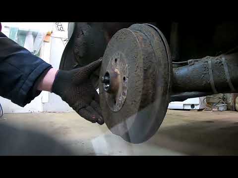 Видео: Passat B3 восстановление задней тормозной системы. Снимаем самоделку, делаем заводской Фольксваген.