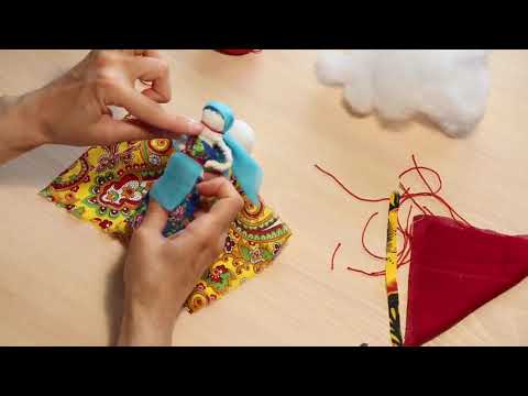 Видео: Изготовление традиционной русской текстильной куклы-скрутки