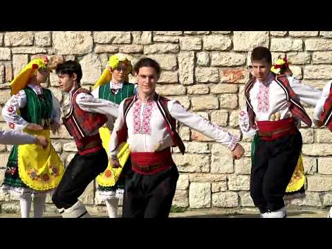 Видео: Петър Петров - Тръгнала е гюзел бяла Неда