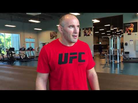 Видео: Самый простой и надежный способ увеличить силу удара руками. How to increase strength of punchesс