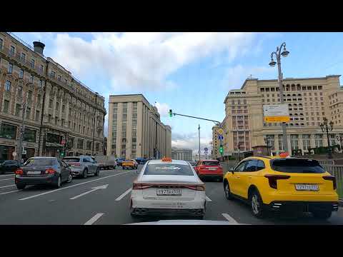 Видео: От Серпуховской, до Сухаревской. По Московским улицам на машине.