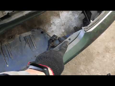 Видео: Как снять бампер с OPEL VECTRA C.