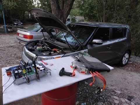 Видео: Ремонт электромобиля KIA SOUL EV, не заряжается. 1