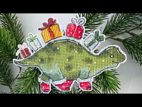 Видео: Как соединять пластиковую канву