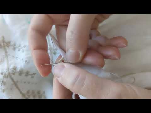 Видео: 06. Петелька для ґудзика. Переяславська сорочка