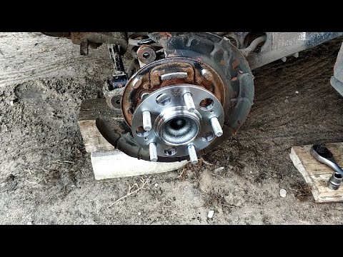 Видео: #22. Kia ceed fl 2010. Замена ступицы заднего колеса. Замена втулок стабилизатора.