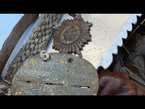 Видео: ПРЕДАТЕЛИ ВСЕ СРЫВАЛИ С СЕБЯ! WW2 METAL DETECTING! КОП ПО ВОЙНЕ!