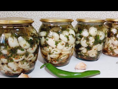 Видео: Такого ВКУСНОГО чеснока вы еще не видели! БЫСТРО и ВКУСНО!!! #чеснок #назиму