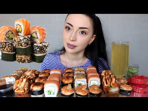 Видео: ЗАМЕЧАНИЯ ОТ ПАПЫ 😜 MUKBANG Роллы 🍱 Ayka Emilly