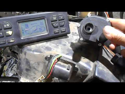 Видео: Перестановка печки с климатом из Волги 3102 в Волгу 31029.