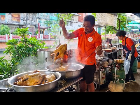 Видео: Семья работает вместе уже 70 лет, готовя огромных уток XL для голодных клиентов