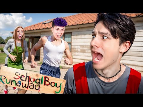 Видео: УБЕГАЮ ОТ МИЛС КЕЛА И ВЭЛЛ В SCHOOLBOY RUNAWAY!😨
