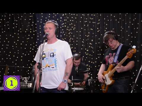 Видео: Дюна - СТРАНА ЛИМОНИЯ - концерт на Радио 1