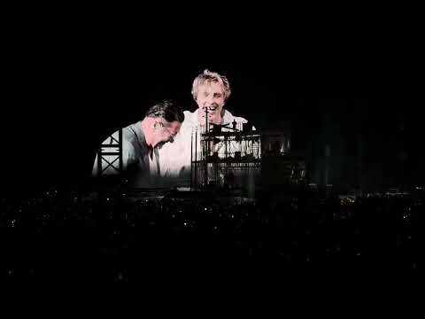 Видео: Егор Крид — Пепел feat. Григорий Лепс. Шоу «Зона 58» | Стадион «Лужники» 30 августа 2025 года.