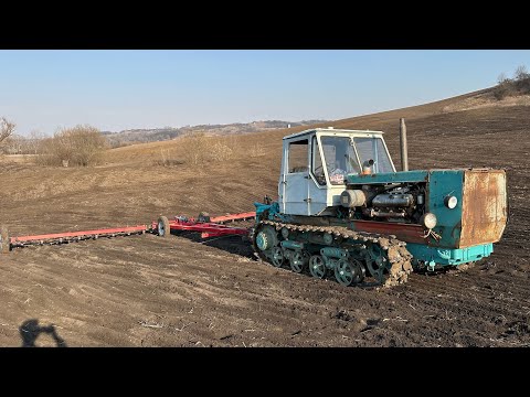 Видео: Трактор т 150 гусеничний боронуем👍😃