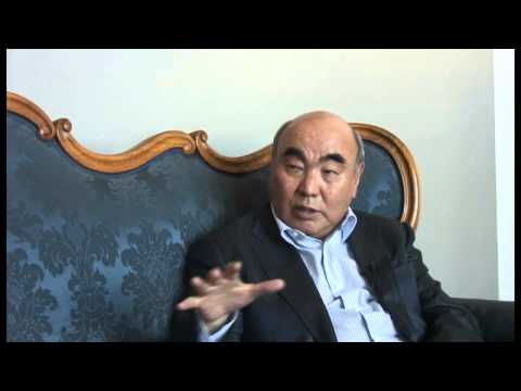 Видео: Аскар Акаев: Кыргызстанда жаңы лидерлер пайда болот - BBC Kyrgyz