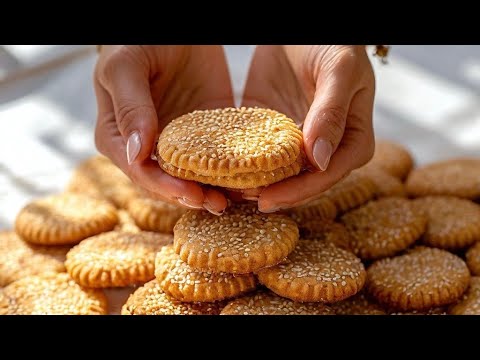 Видео: Они такие хрустящие и вкусные! Что невозможно оторваться от них! Кунжутное печенье!