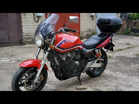 Видео: Honda cb400 VTEC обзор и тест драйв.