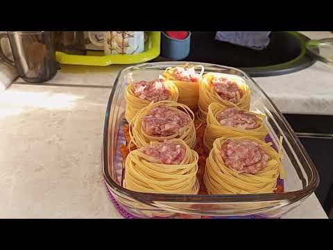 Видео: Фаршированные гнезда с фаршем в духовке. Кухня, на кухне, как готовить