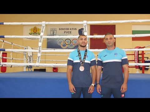 Видео: Русе посрещна бронзовия медалист от световното по бокс /ВИДЕО/