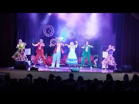 Видео: "Алиса в стране чудес "