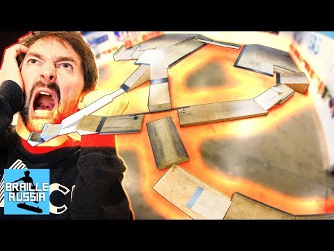 Видео: ПОЛ ЭТО ЛАВА 2.0! Смертельная полоса препятствий!