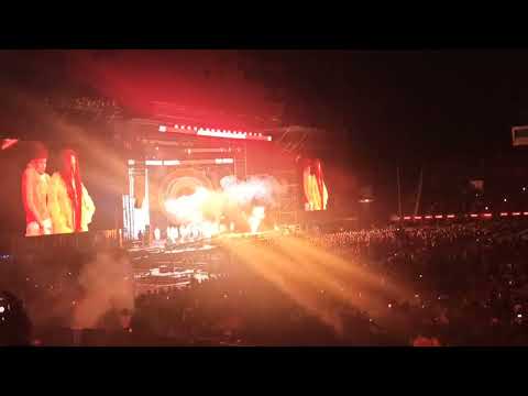 Видео: Александра Лашкова като Lady Gaga - Abracadabra