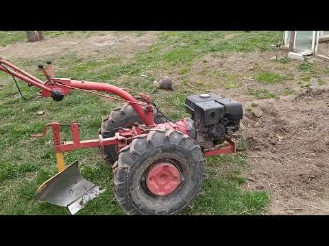 Видео: Посадка картофеля под мотоблок