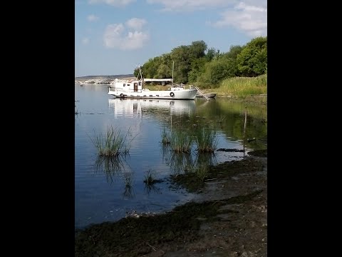 Видео: Большой водоизмещающий катер.Три проблемы с которыми можно столкнуться после покупки.