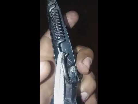 Видео: Как одеть пружину дворников...